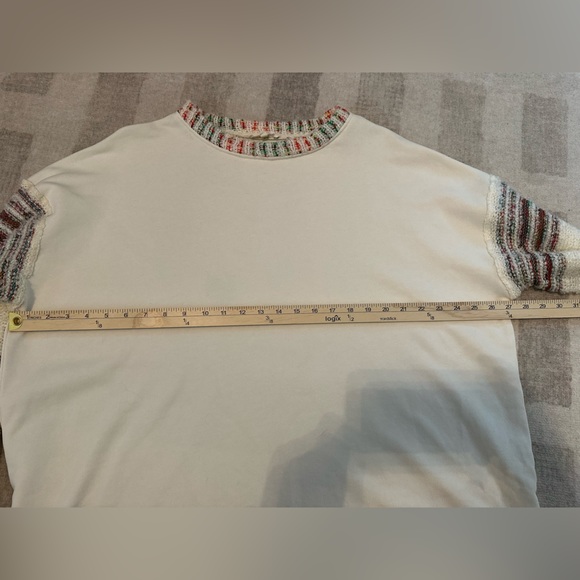 Easel Women’s Neutral Oversized Sweater (Size L) - Picture 7 of 7